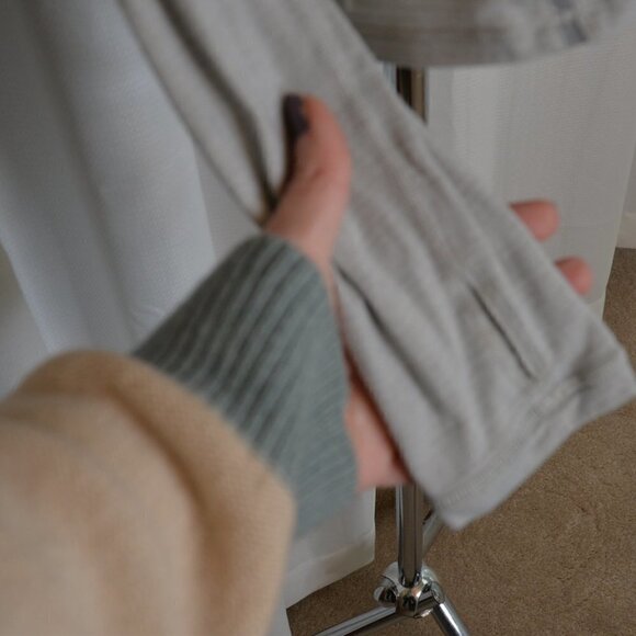 Lululemon Intensi-Tee Long Sleeve In Heathered Seal Grey / Battleship Sz 10 - Picture 9 of 10